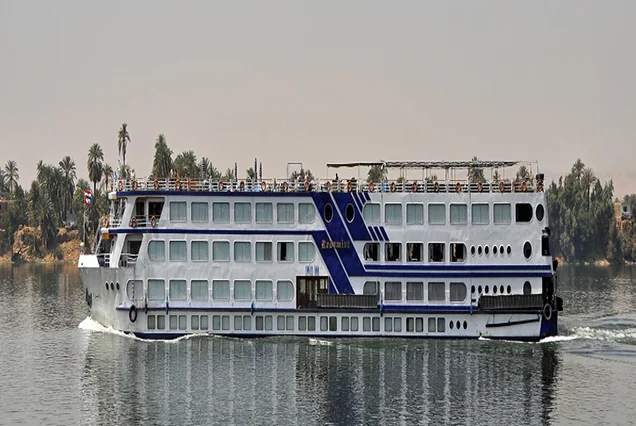 Radamis II Cruzeiro pelo Nilo 8 dias ida e volta Luxor Viagem de luxo